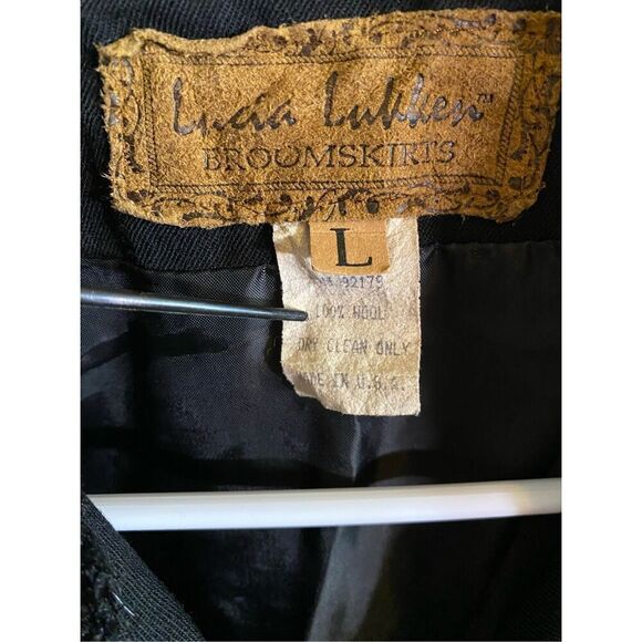 Lucia Lukken‎ Brookskirts 100% Wool Vest - Picture 3 of 5